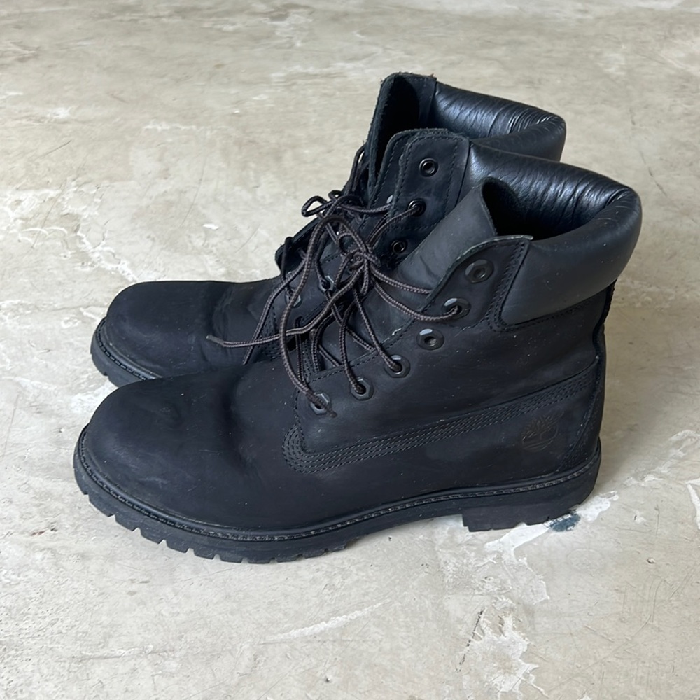 Women’s black timberland boots